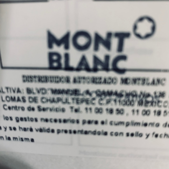 Montblanc Augmented Paper Leather Notebook Cover & Digitizer w/Starwalker Pen - Picture 4 of 8